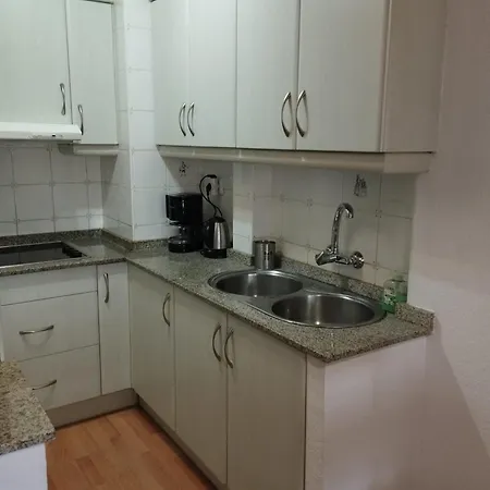 Appartamento Komplett Eingerichtete 4 Personen In An Der Costa Blanka, 100m Zum Strand, Alles Was Man Braucht In Der Naehe